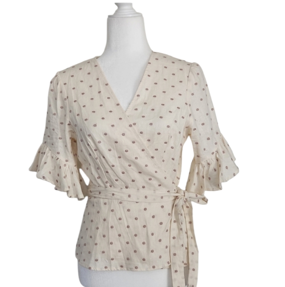 Wayf  Size Medium Wrap Tie Shirt